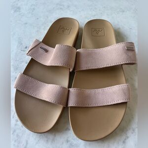Woman’s reef, pink suede sandal, size 10 NWOT